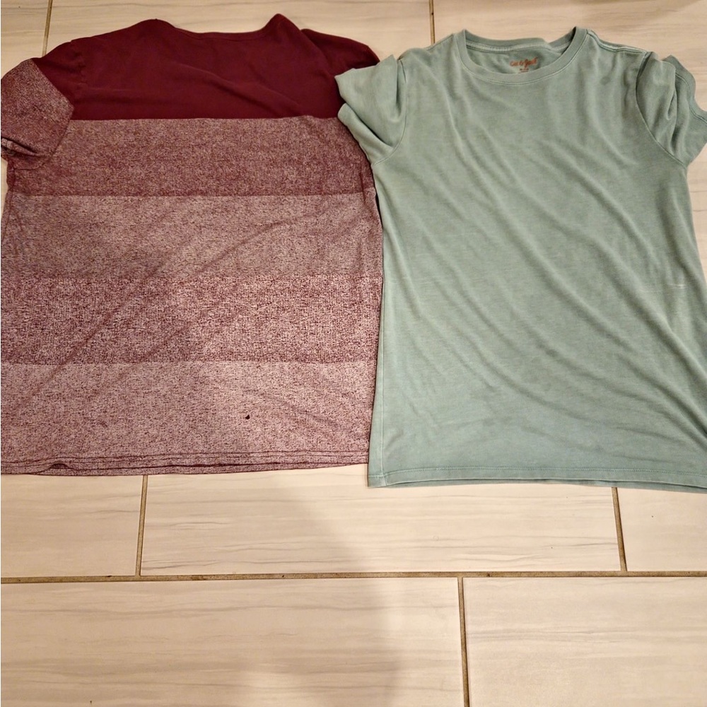 Men T-shirt’s size X-Large